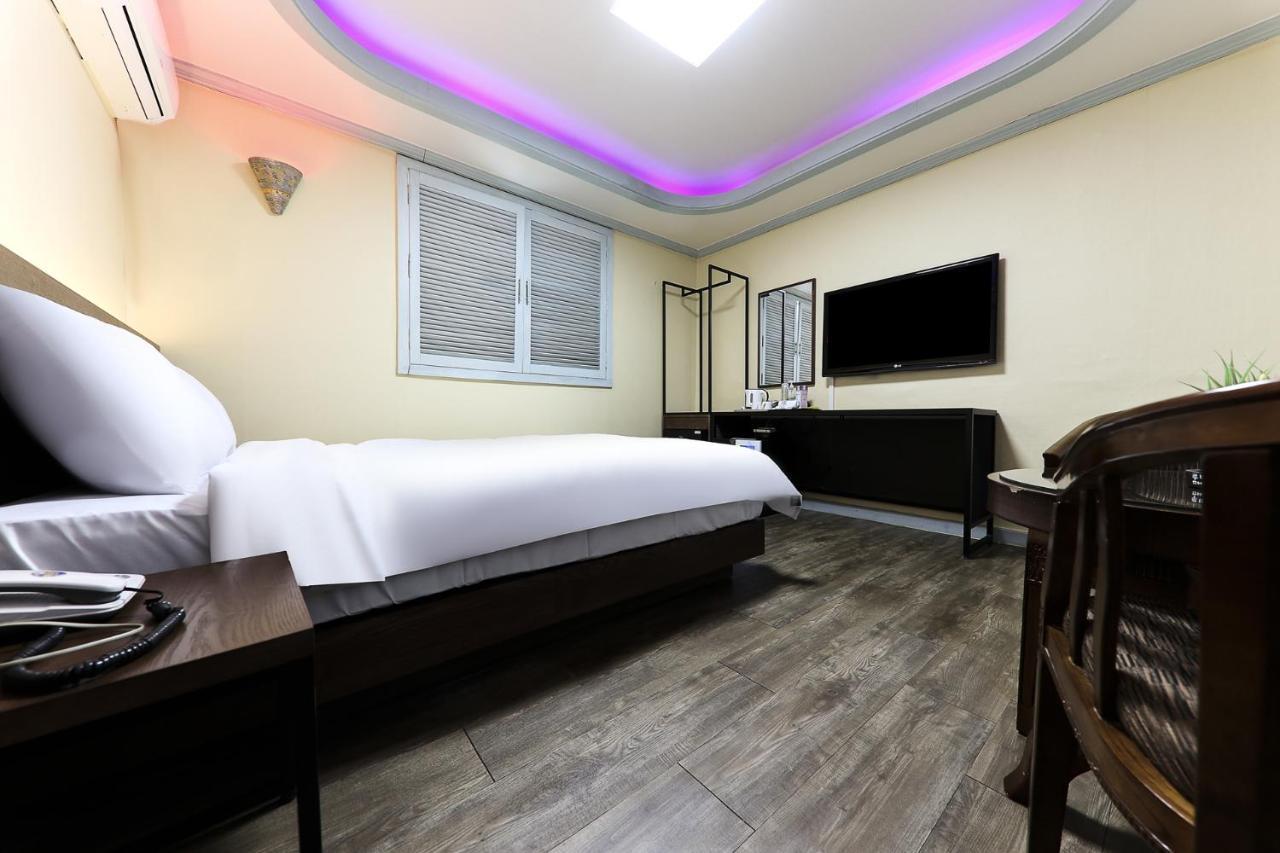 Raemian Motel Chungju Exterior photo